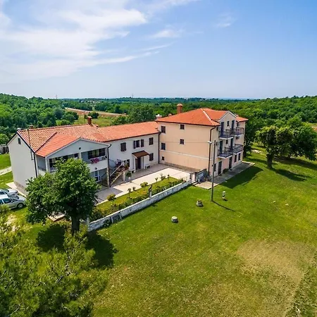 Stancija Lindi Porec Pensionat