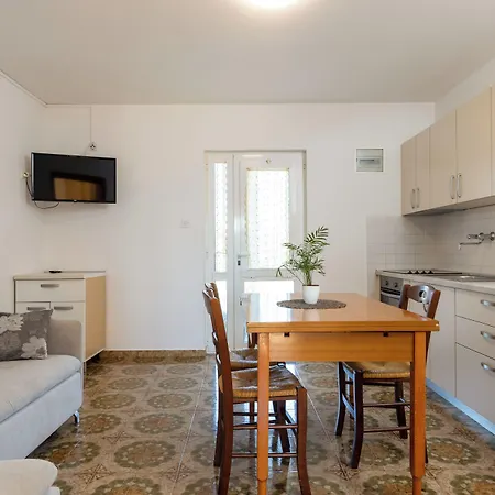 Gæstehus Stancija Lindi Porec 3*