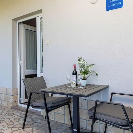 Stancija Lindi Porec Gæstehus Vrvari