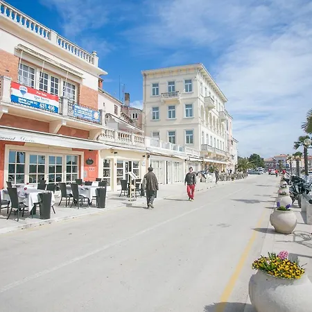 Stancija Lindi Porec Penzion 3*